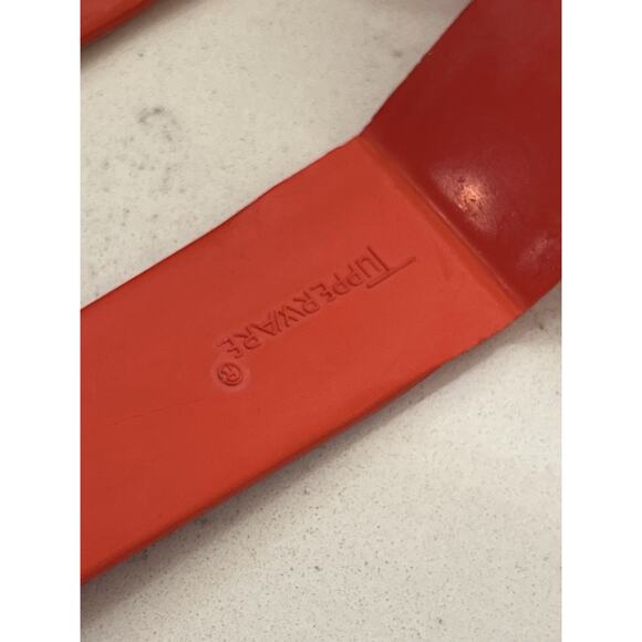 VTG Tupperware Nesting Cups, Caddy, Grapefruit Knives, Cake Server, Corn Butter - Picture 7 of 14